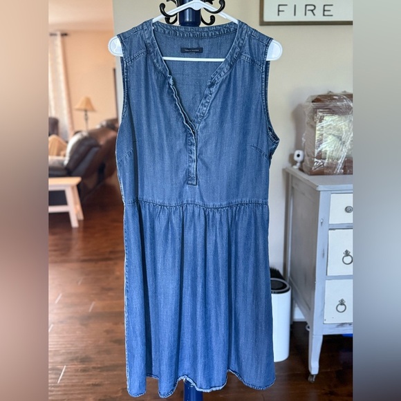 Tommy Hilfiger Blue Denim Midi Dress - Picture 1 of 10